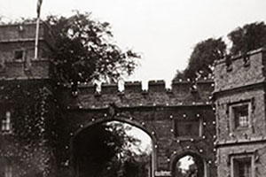 Click for previous image...